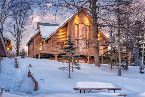 vrbo minnesota|13 Incredible Cabins & Treehouse Rentals in Minnesota